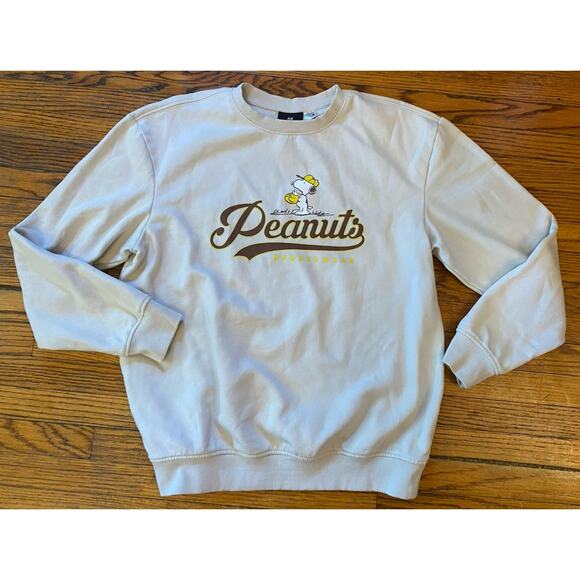 H & M Peanuts Athletic Club Snoopy Baseball Sweatshirt Mens Medium Beige 2 Sided - Picture 1 of 10